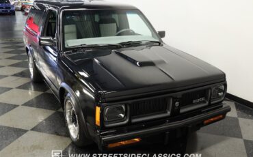 Chevrolet-S-10-1985-SUV-14
