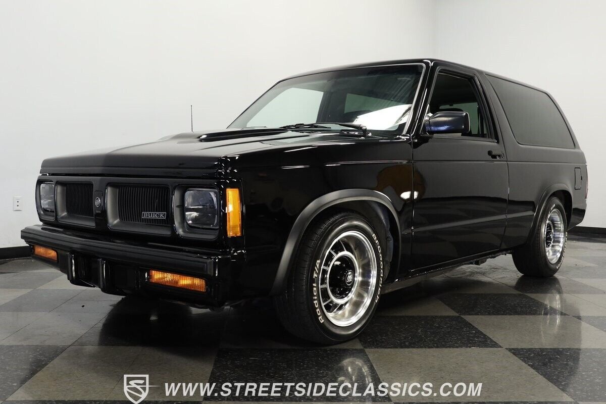 Chevrolet-S-10-1985-SUV-20