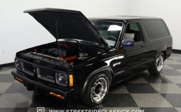 Chevrolet-S-10-1985-SUV-29