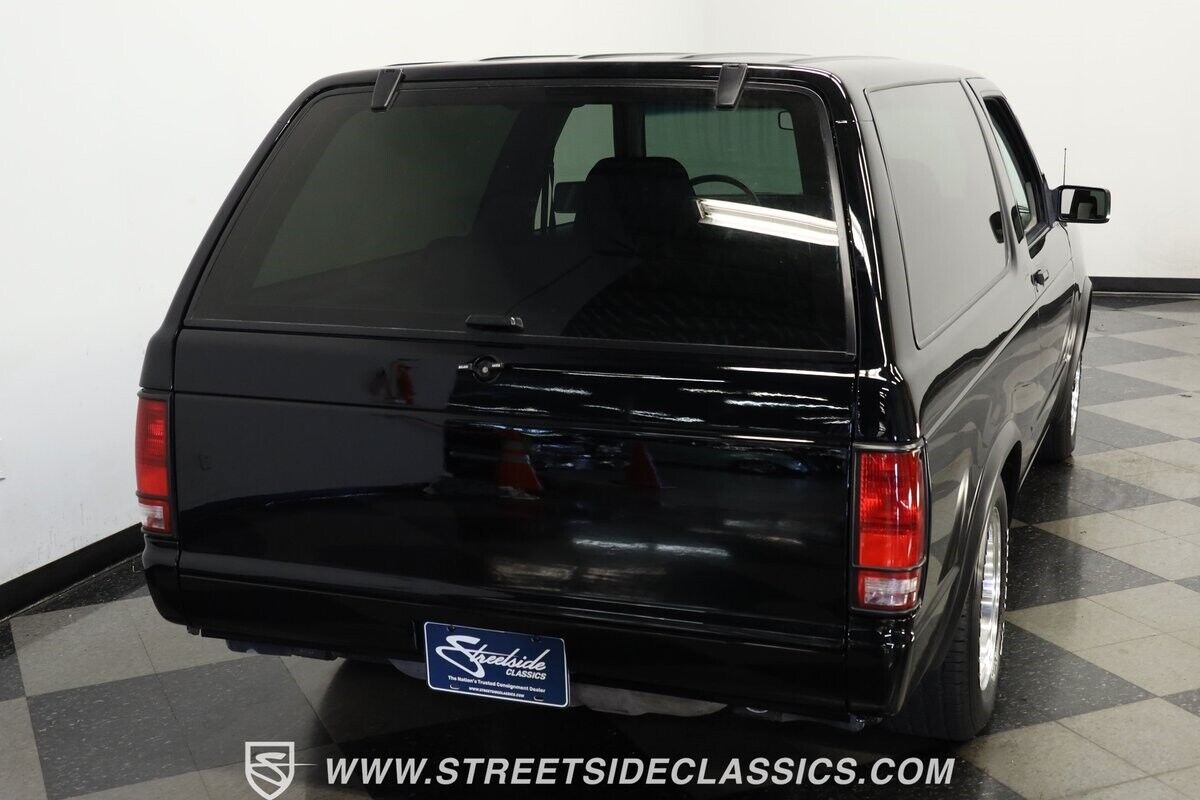 Chevrolet-S-10-1985-SUV-9