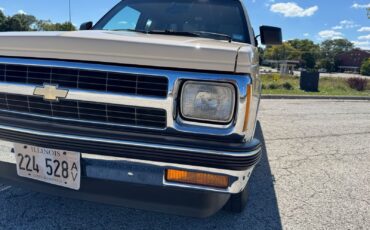 Chevrolet-S-10-1991-Pickup-12