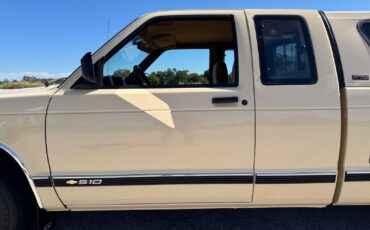 Chevrolet-S-10-1991-Pickup-15