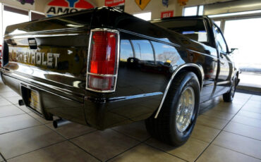 Chevrolet-S-10-1992-Classic-Car-18