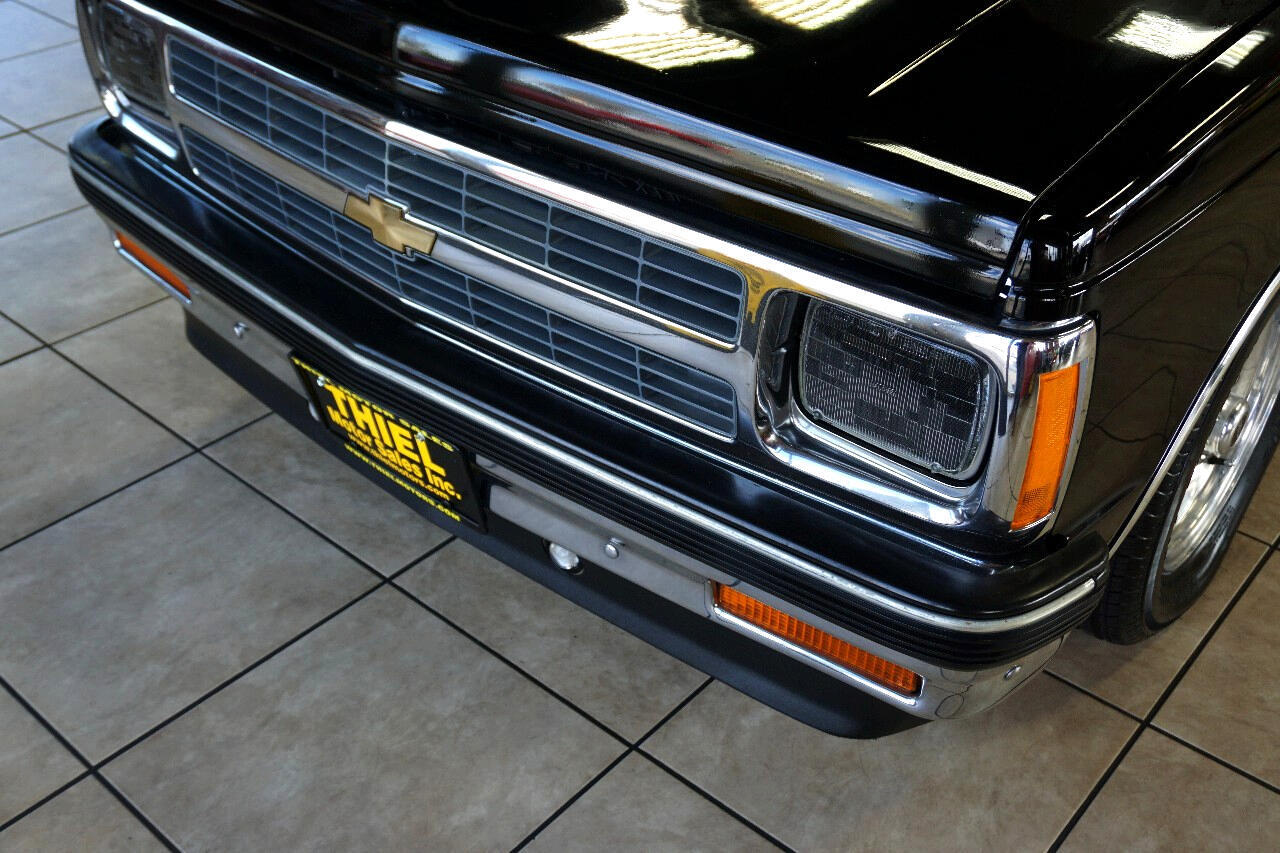 Chevrolet-S-10-1992-Classic-Car-19