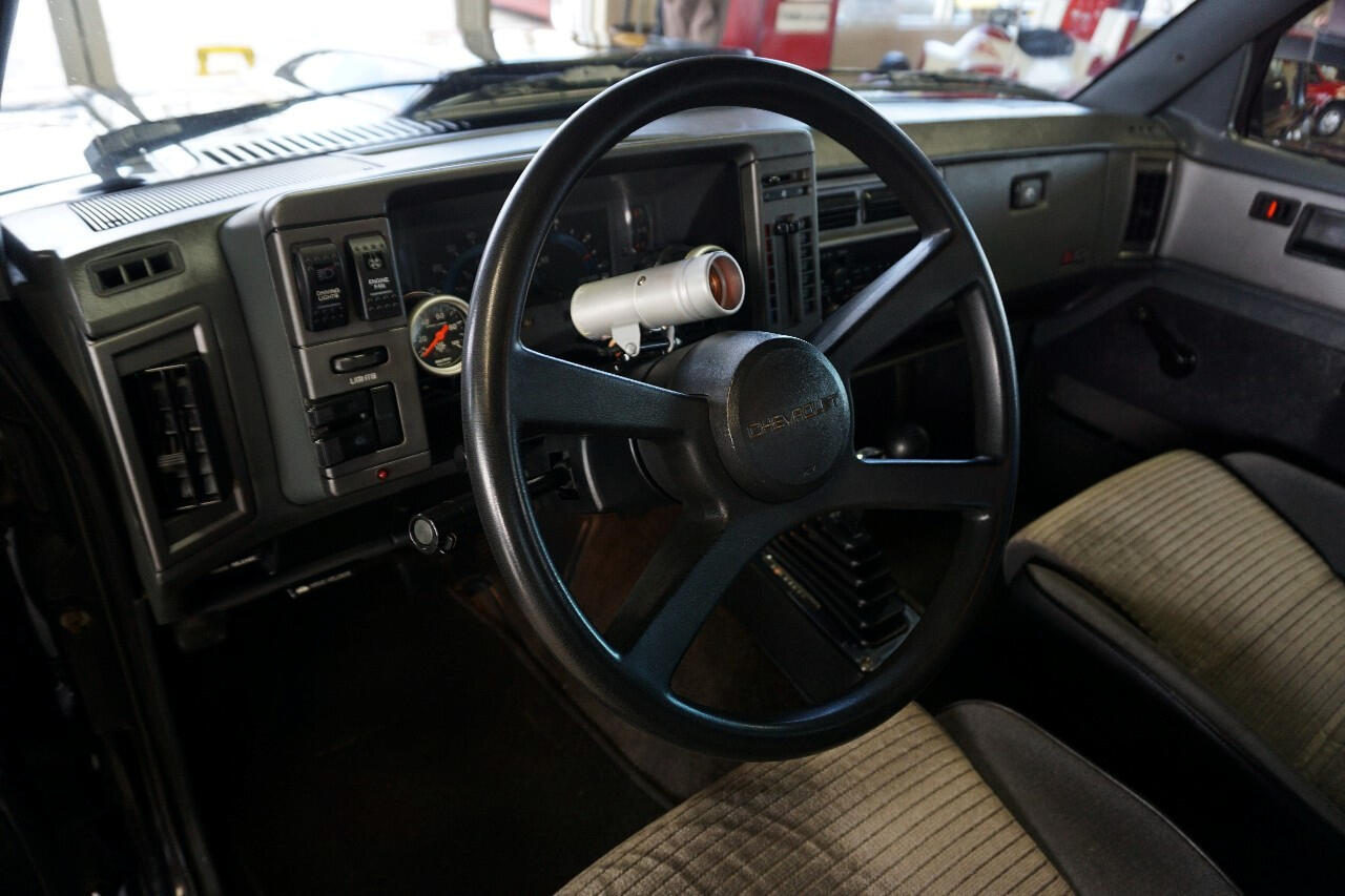 Chevrolet-S-10-1992-Classic-Car-27