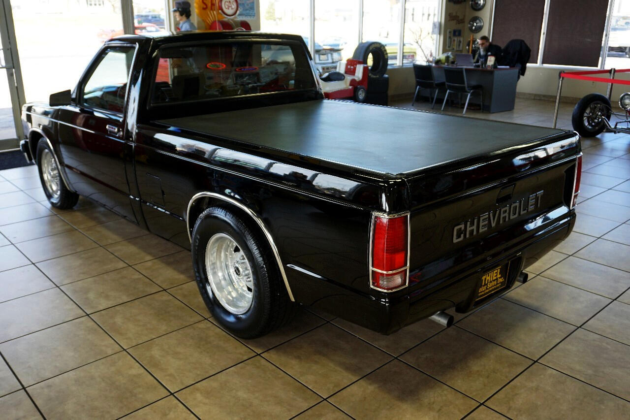 Chevrolet-S-10-1992-Classic-Car-5