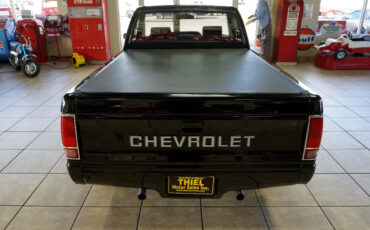 Chevrolet-S-10-1992-Classic-Car-6