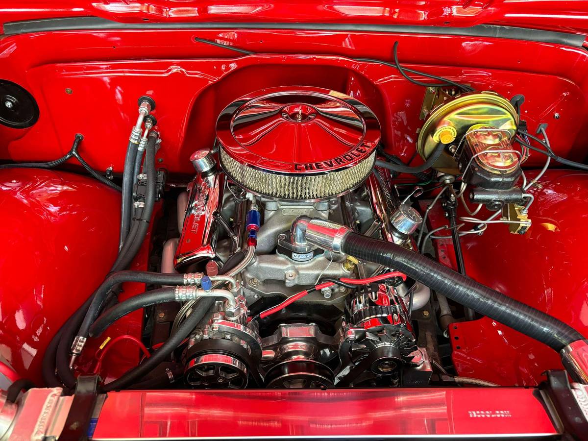 Chevrolet-S-10-pickup-1968-red-15