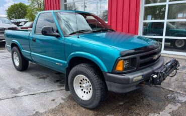 Chevrolet-S-10-pickup-1995-6