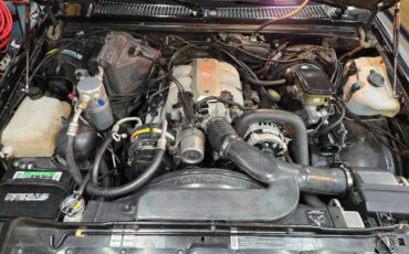 Chevrolet-S10-blazer-4x4-1993-black-11