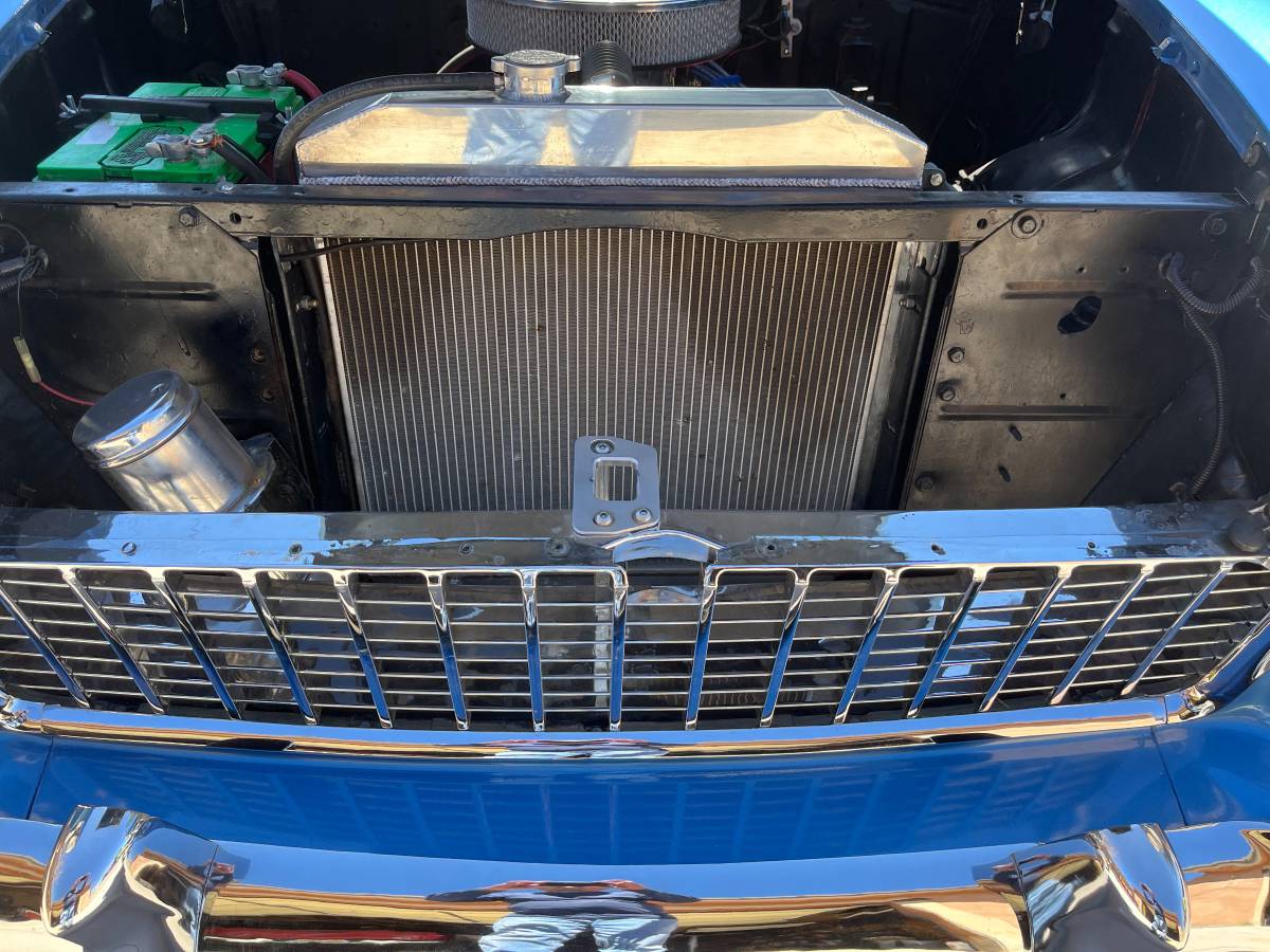 Chevrolet-Sedan-1955-blue-9