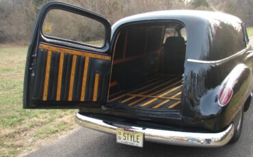 Chevrolet-Sedan-delivery-1952-black-16