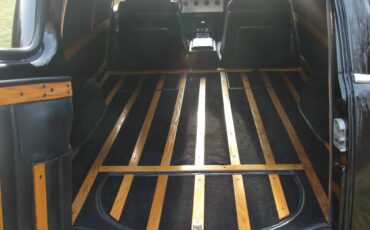 Chevrolet-Sedan-delivery-1952-black-17