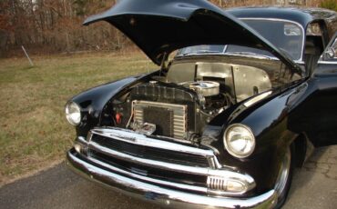 Chevrolet-Sedan-delivery-1952-black-5