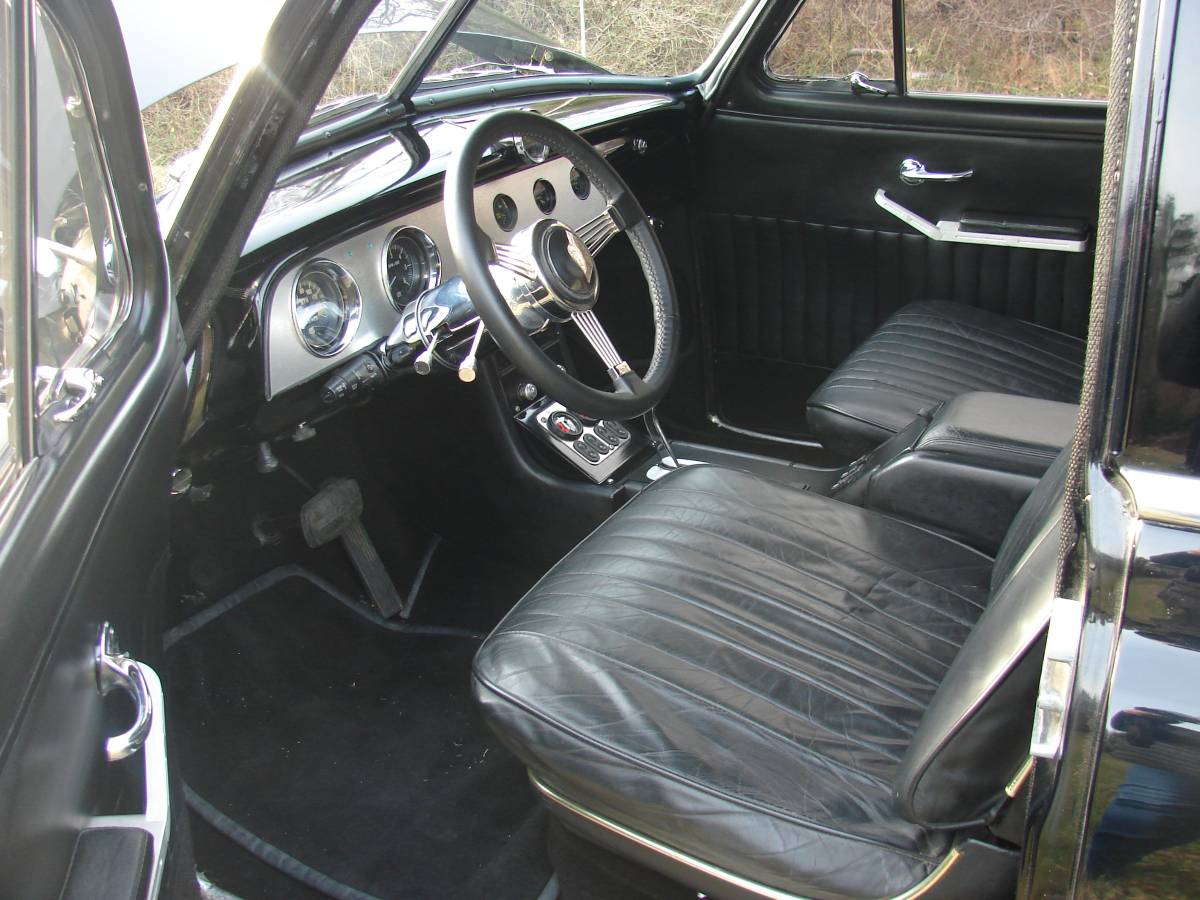 Chevrolet-Sedan-delivery-1952-black-8