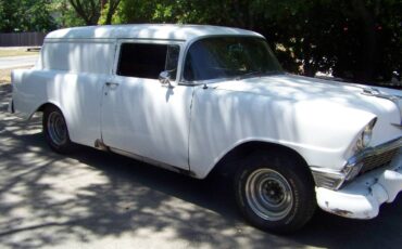 Chevrolet-Sedan-delivery-1956-1