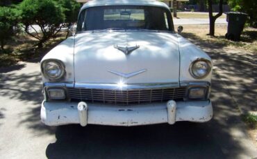 Chevrolet-Sedan-delivery-1956