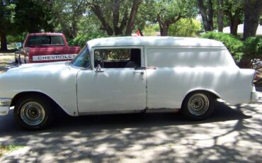 Chevrolet-Sedan-delivery-1956-5