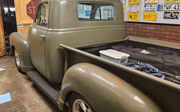 Chevrolet-Short-bed-pickup-1951-green-18