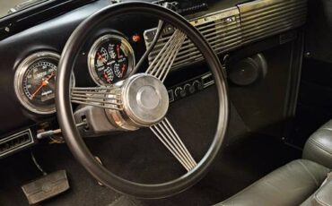 Chevrolet-Short-bed-pickup-1951-green-4