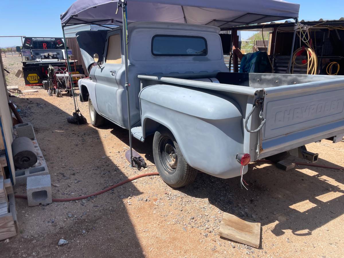 Chevrolet-Short-bed-step-side-1966-grey-19