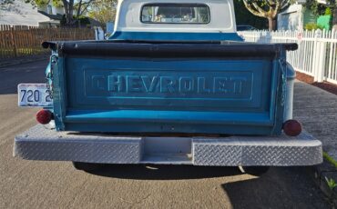 Chevrolet-Silverado-1500-1961-Crew-Cab-Pickup-1