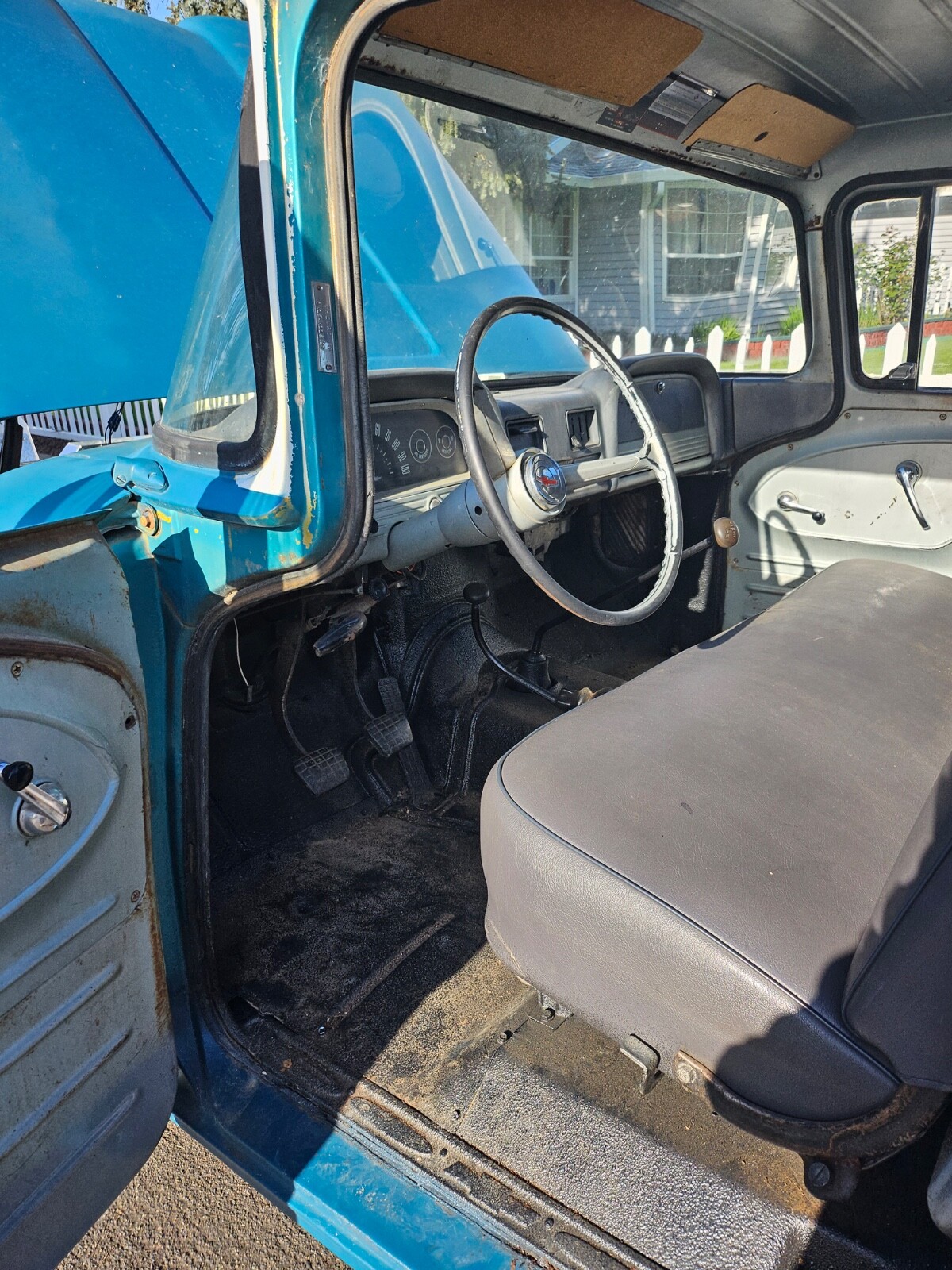 Chevrolet-Silverado-1500-1961-Crew-Cab-Pickup-15