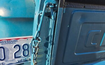 Chevrolet-Silverado-1500-1961-Crew-Cab-Pickup-3