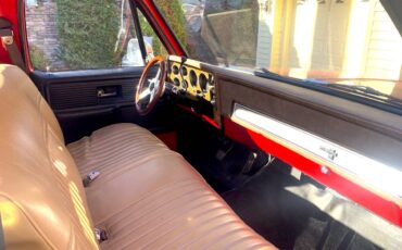 Chevrolet-Silverado-1500-1982-red-5