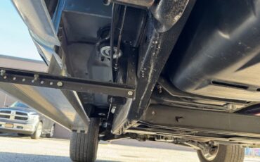 Chevrolet-Silverado-1500-1991-Standard-Cab-Pickup-23