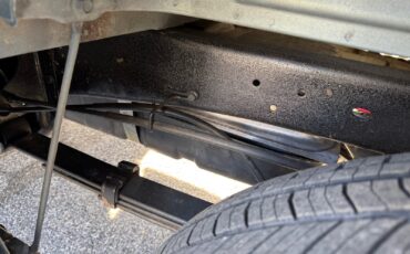 Chevrolet-Silverado-1500-1991-Standard-Cab-Pickup-24