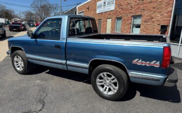 Chevrolet-Silverado-1500-1991-Standard-Cab-Pickup-4
