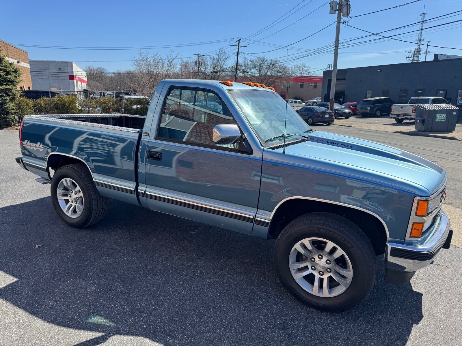 Chevrolet-Silverado-1500-1991-Standard-Cab-Pickup-6