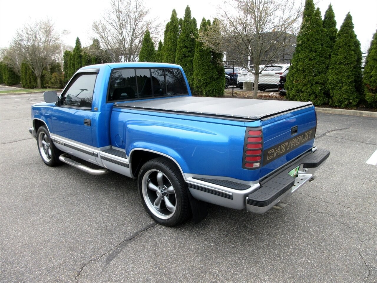 Chevrolet-Silverado-1500-1992-Truck-2