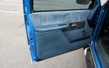 Chevrolet-Silverado-1500-1992-Truck-22