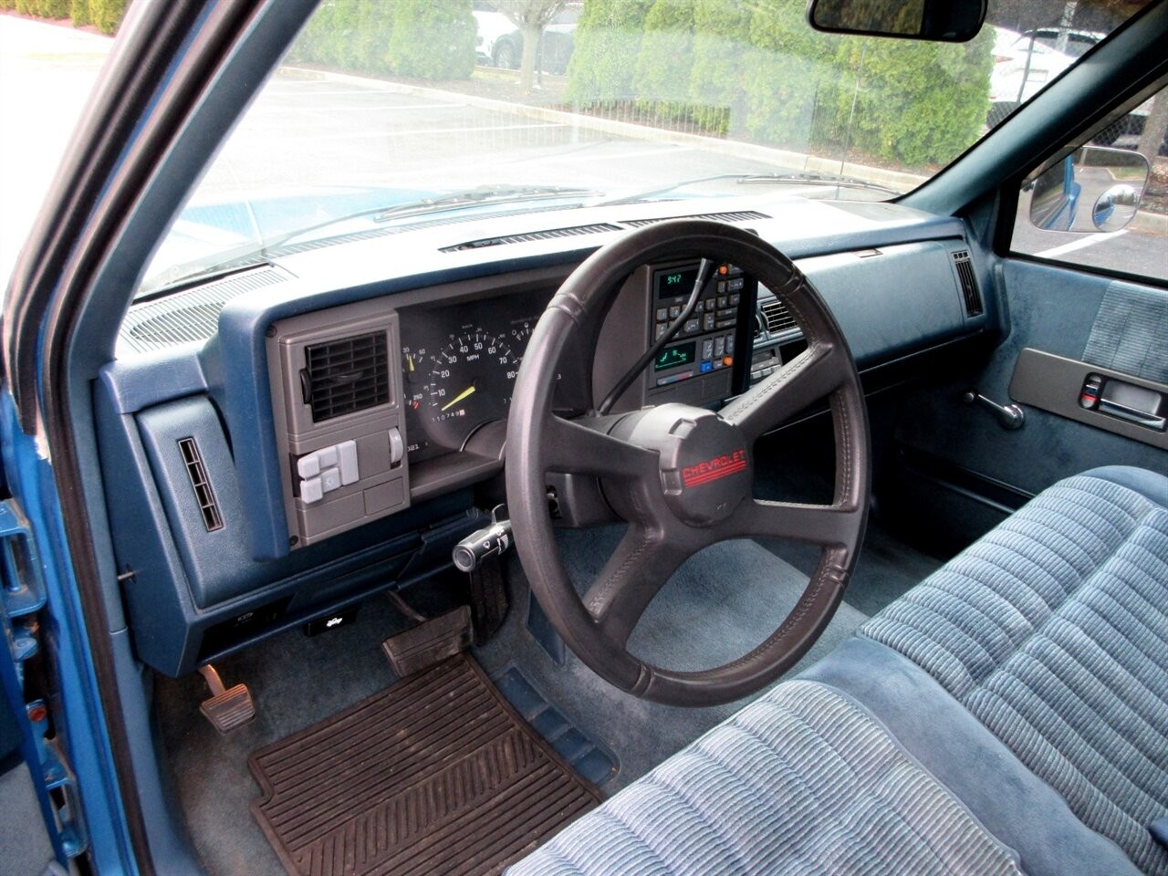 Chevrolet-Silverado-1500-1992-Truck-23