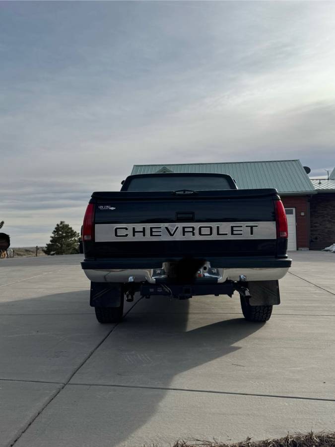 Chevrolet-Silverado-1500-1993-black-4