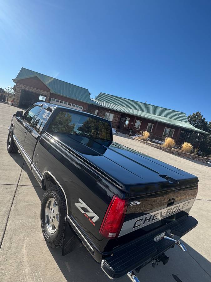 Chevrolet-Silverado-1500-1993-black-5