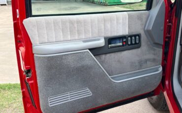 Chevrolet-Silverado-1500-1993-red-11