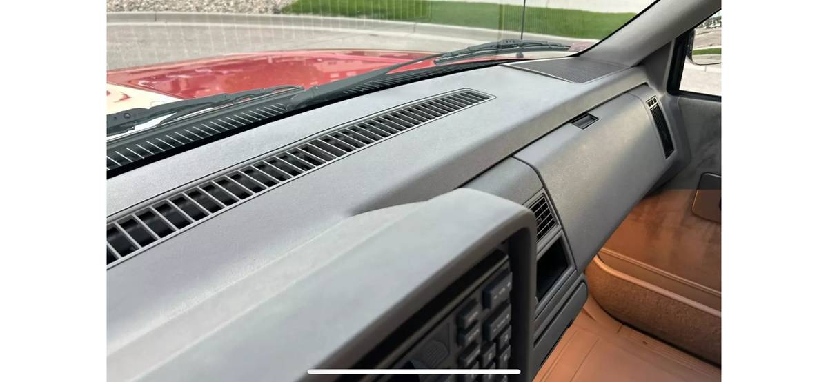 Chevrolet-Silverado-1500-1993-red-21