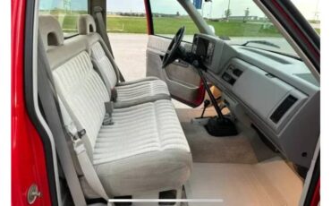 Chevrolet-Silverado-1500-1993-red-9