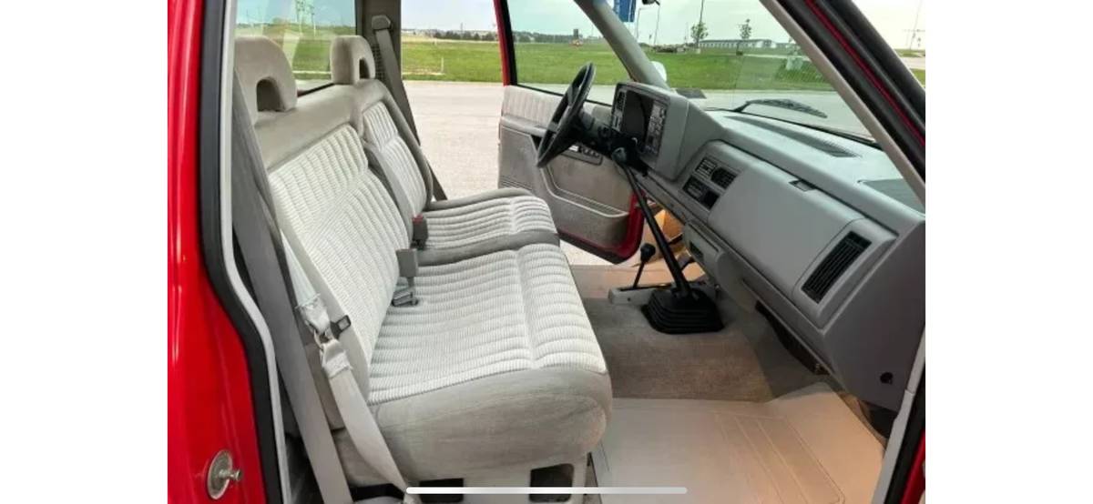 Chevrolet-Silverado-1500-1993-red-9