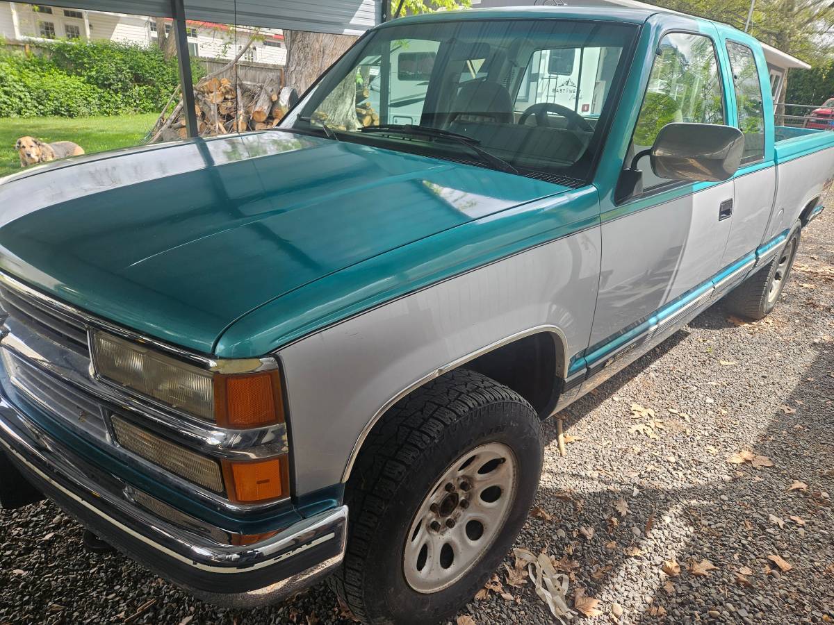 Chevrolet-Silverado-1500-1994-custom-1