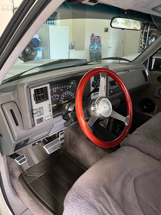 Chevrolet-Silverado-1500-1994-white-16