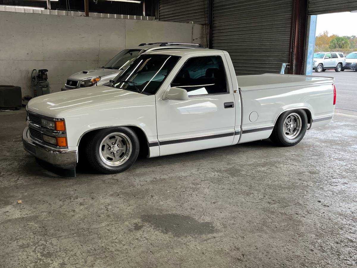 Chevrolet-Silverado-1500-1994-white-2