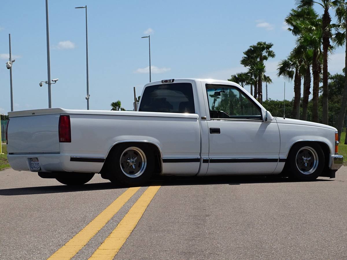 Chevrolet-Silverado-1500-1994-white-5