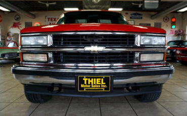 Chevrolet-Silverado-1500-1995-Classic-Car-11