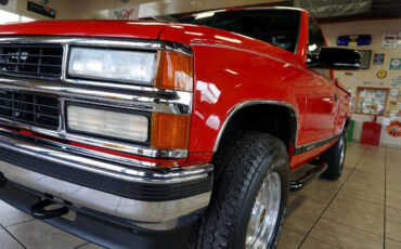 Chevrolet-Silverado-1500-1995-Classic-Car-14