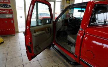 Chevrolet-Silverado-1500-1995-Classic-Car-20