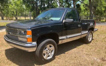 Chevrolet-Silverado-1500-4x4-1991-black-2